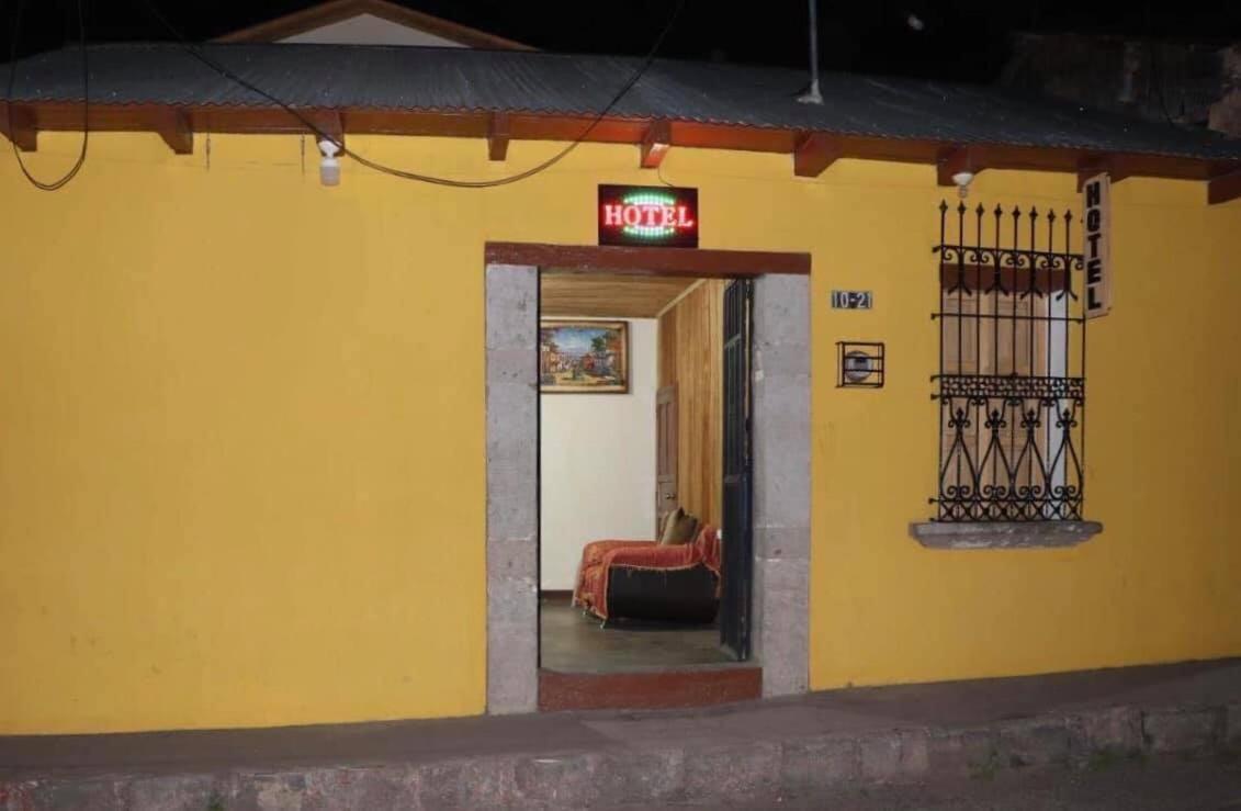 Hotel Del Ferrocarril Quetzaltenango Exterior photo